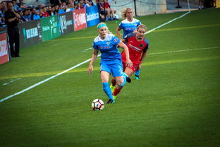 九游网页版入口-职业乒乓球联赛吸引大量社会关注，职业乒乓球员与业余的比赛视频